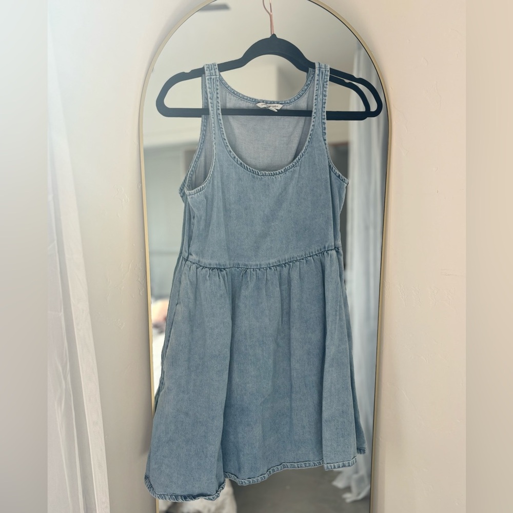 🩵🩵Light washed American Eagle denim dress 🩵🩵